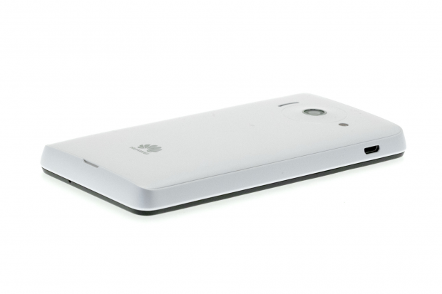 Der Rückdeckel ist abnehmbar. (Bild: Golem.de)