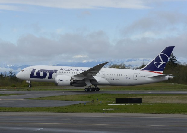 Am 5. April 2013 startet ein 787 Dreamliner zu einem knapp zweistündigen Demonstrationsflug. (Foto: Boeing)