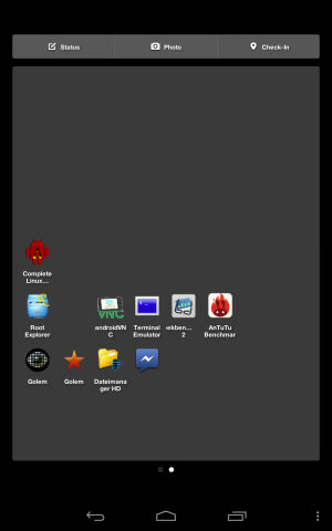 Zusätzlich installierte Apps werden in eigenen Menüs zusammengefasst, die eine Facebook-Menüleiste haben. (Screenshot: Golem.de)