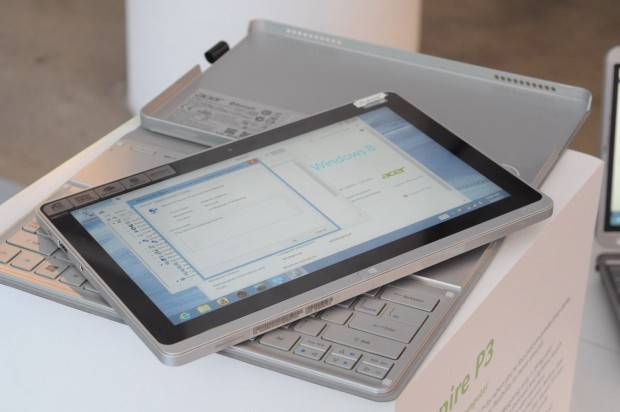 Nach der Entnahme ist das Ultrabook ein Tablet. (Foto: Andreas Sebayang/Golem.de)