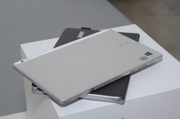 Rückseite der Tablet-Einheit (Foto: Andreas Sebayang/Golem.de)