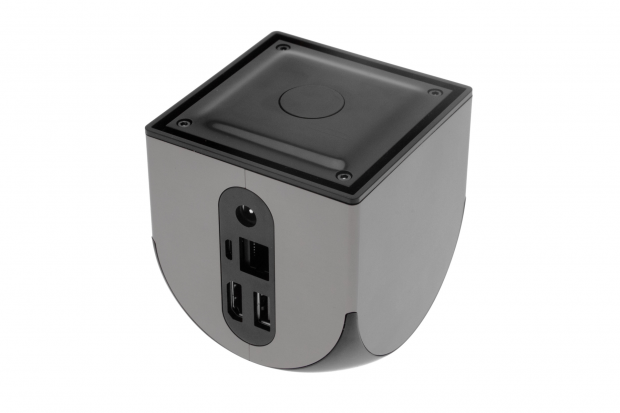 Die Anschlüsse befinden sich auf der Rückseite. (Bild: Golem.de)