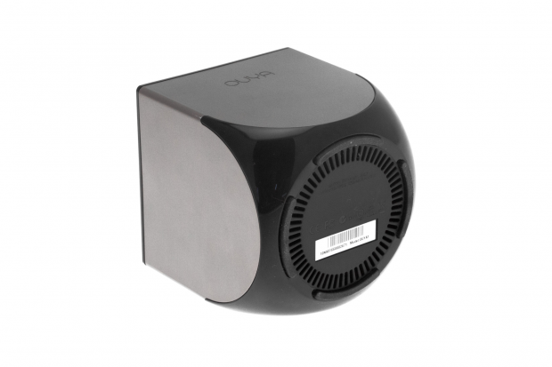 Unten befindet sich eine Lüfter-Öffnung. (Bild: Golem.de)