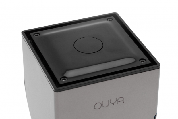 Der Einschalter ist an der Oberseite angebracht. (Bild: Golem.de)