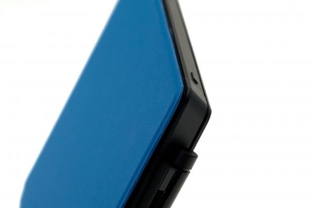 Eingeklapptes Touch-Cover (Foto: Nina Sebayang/Golem.de)