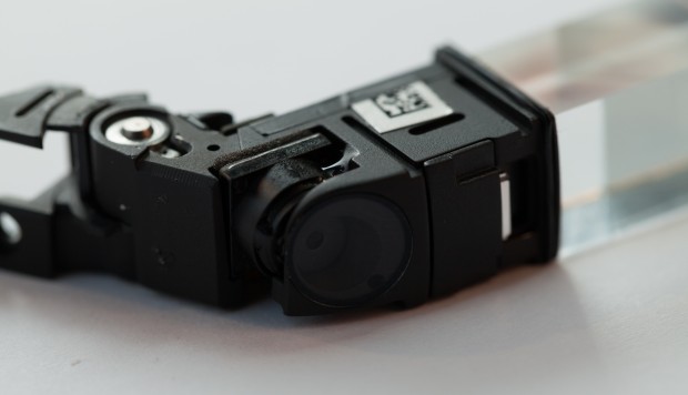 Die Kamera im Glass-Geh&auml;use (Bild: Scott Torborg und Star Simpson)