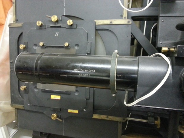 Blinkkomparator an der Uni-Sternwarte Wien 