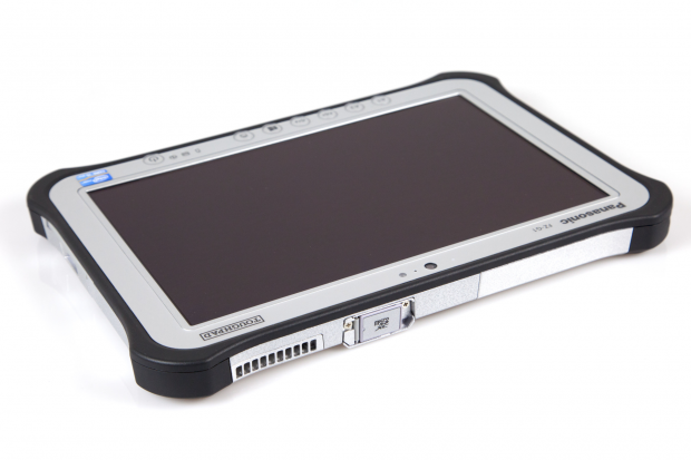 Der Lüfter läuft ununterbrochen, was zu einer ständigen Geräuschkulisse führt.