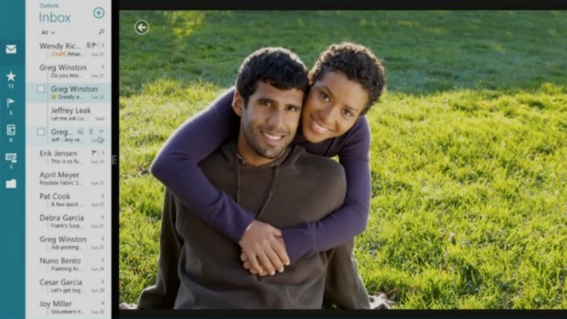 Mail App passt ihre Darstellung dem verf&uuml;gbaren Platz an. (Screenshot: Golem.de)