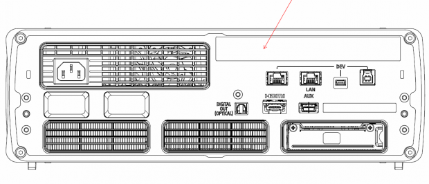 Rückseite mit eigens beschrifteten Debug-Ports