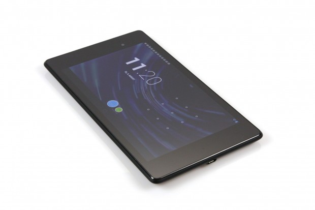 Auffällig ist das hochauflösende und helle Display. (Bild: Nina Sebayang/Golem.de)