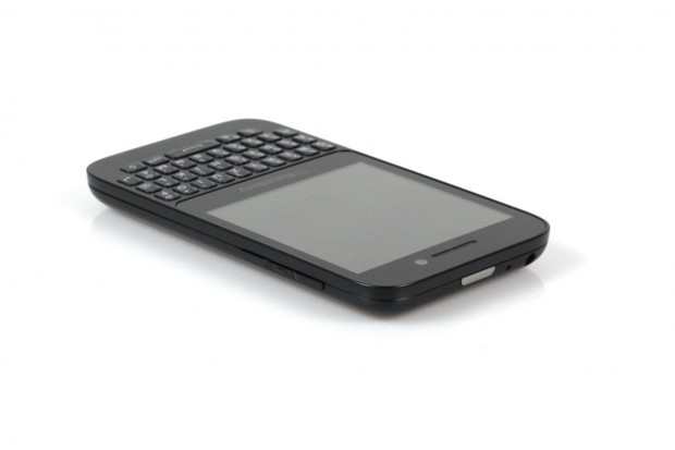 Im Inneren des Q5 arbeitet ein Qualcomm-Snapdragon-S4-Dual-Core-Prozessor mit einer Taktrate von 1,2 GHz.