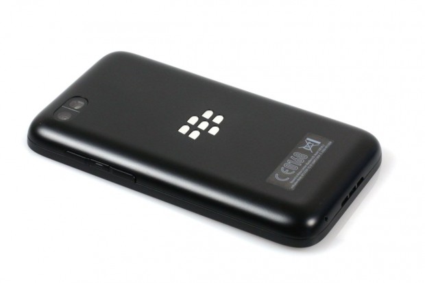 Auf der R&uuml;ckseite des Q5 ist eine 5-Megapixel-Kamera mit Autofokus und LED-Fotolicht eingebaut.