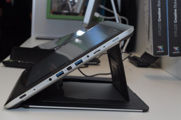 Der Standfuß... (Foto: Andreas Sebayang/Golem.de)