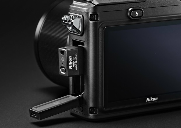 Nikon 1 AW1 (Bild: Nikon)