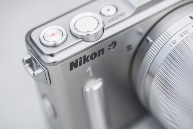 Nikon 1 AW1 (Bild: Nikon)