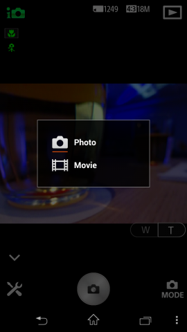 Wer will, kann auch Filme aufnehmen. Die Bildstabilisation leistet gute Arbeit.(Screenshot: Golem.de)