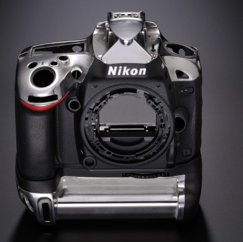 Metallgehäuse der Nikon D610 (Bild: Nikon)