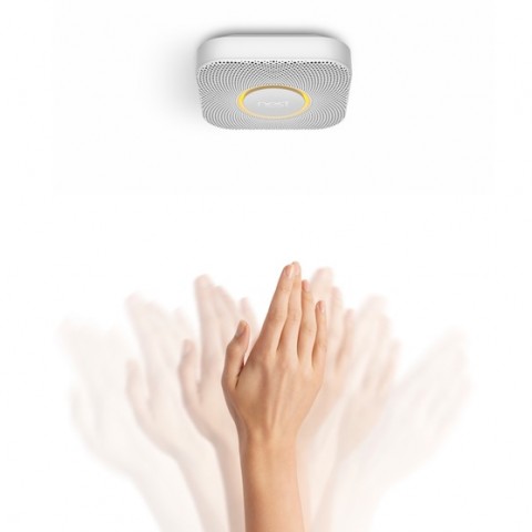 Mit einer Geste wird der Alarm abgeschaltet. (Bild: Nest)