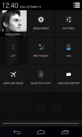 Zu den Funktionen gehören ein Schnelleinstellungsmenü, Multi-Window und eine eingebaute Leistungskontrolle. (Bild: Xplodwild)