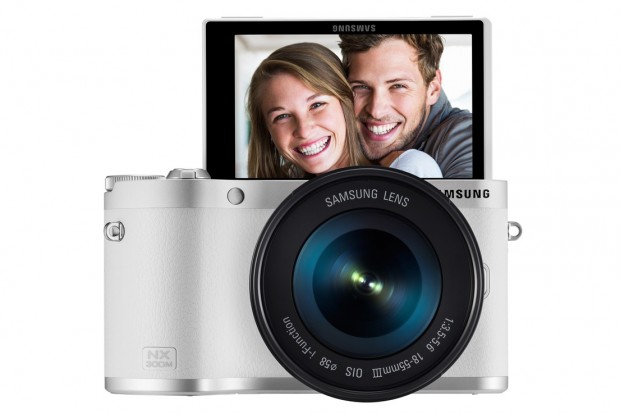 Samsung NX300M (Bild: Samsung)