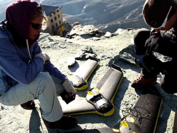 ... und wiegen nur etwa 700 Gramm. (Foto: Sensefly)