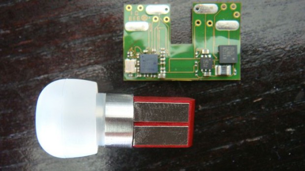 Jeder von ihnen hat einen Akku und einen Speicher für die Musik. (Foto: Greenwing Audio)