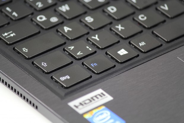 Die Tastatur ist nicht beleuchtet, jedoch gut für Dauertipper geeignet. (Bild: Tobias Költzsch/Golem.de)