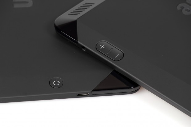 Die Bedienungsknöpfe sind bei den neuen Modellen auf der Rückseite. (Bild: Tobias Költzsch/Golem.de)