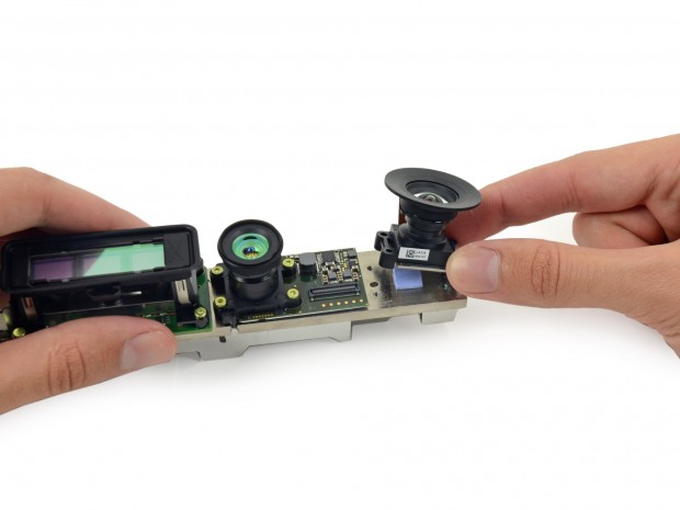Das Innenleben der Xbox One Kinect (Bilder: iFixit)