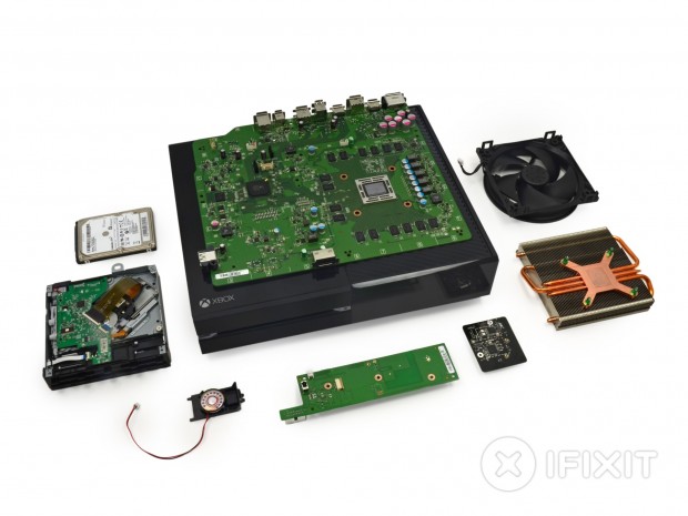 IFixit nimmt die Xbox One auseinander. (Bilder: iFixit)
