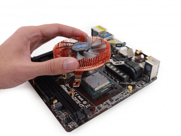 Ifixit hat die Steam Machine von Valve auseinandergenommen.