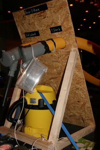 Ein weiterer Knotenpunkt; dieses Mal ist der Sauger integriert. (Foto: Jörg Thoma/Golem.de)