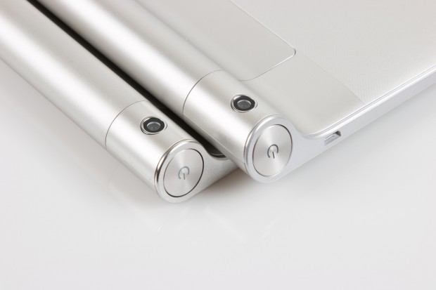 Der Akku ist in einem Zylinder untergebracht, hier finden sich bei den Geräten auch die Kameras. (Bild: Tobias Költzsch/Golem.de)