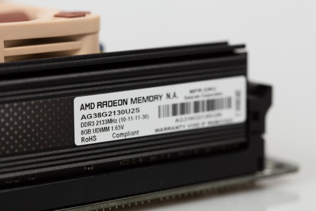 Das AMD-System verfügt über insgesamt 16 GByte DDR3-2133-Arbeitsspeicher. (Bild: Tobias Költzsch/Golem.de)