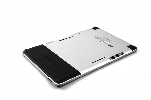 Die Rückseite des Geräts (Foto: Nina Sebayang/Golem.de)