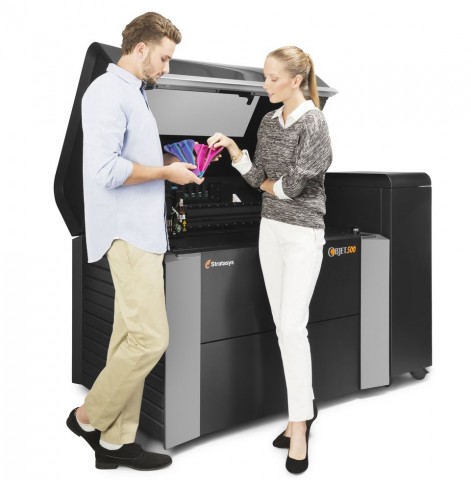 Das Gerät ist allerdings kein Desktopdrucker. (Bild: Stratasys)