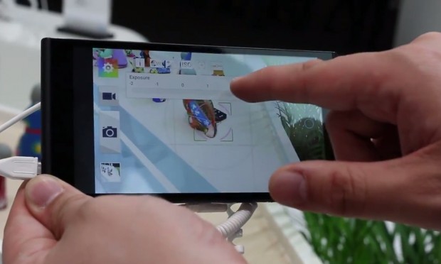 Auch andere Einstellungen wie die Helligkeitskorrektur kann der Nutzer leicht vornehmen. (Bild: Golem.de)