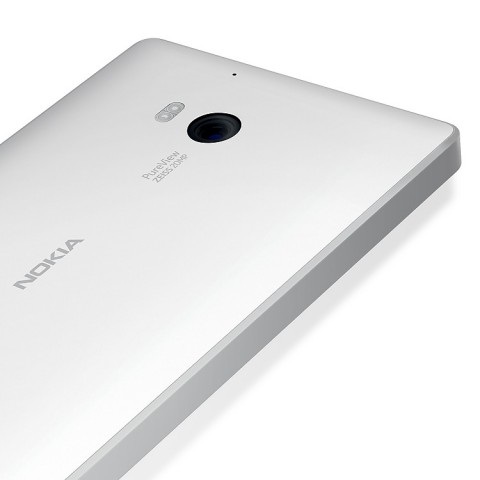 Wie das große Lumia 1520 hat auch das Lumia Icon eine Pureview-Kamera mit 20 Megapixeln. (Bild: Nokia)