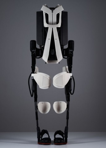 Vom Ekso Bionics stammt das Exoskelett. (Foto: 3D Systems)