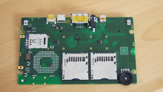 Der Platinen-Prototyp der Pyra (Bild: Michael Mrozek)