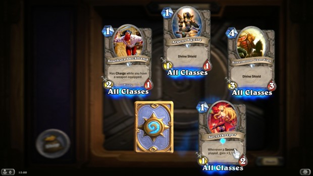 Das Auspacken der Booster-Packs ist schön animiert und spannend.