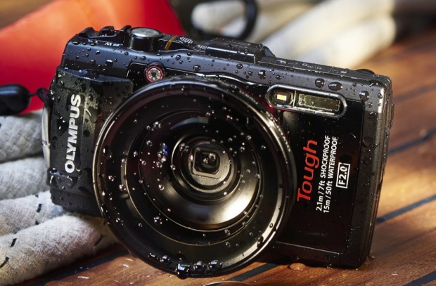 Olympus-Stylus-Touch-TG-3 mit Fisheye (Bild: Olympus)