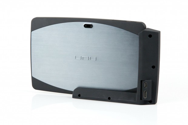 Nur je eine Micro-USB- und Micro-HDMI-Buchse hat das Dock. (Bild: Nina Sebayang/Golem.de)