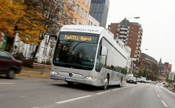 Auch Busse fahren mit Brennstoffzelle. (Bild: Mercedes Benz)