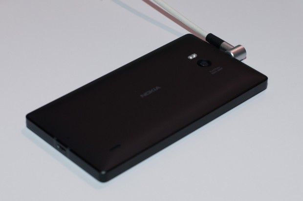 Die Rückseite hat einen 2-LED-Blitz... (Foto: Andreas Sebayang/Golem.de)