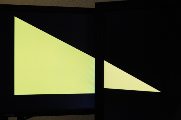 Bei verschiedenen Pixeldichten klappt die Rahmenverbergung nur bedingt. (Foto: Nico Ernst/Golem.de)