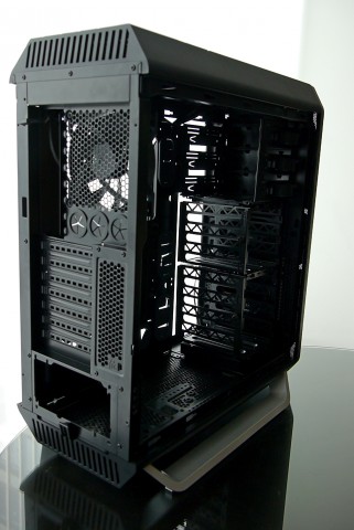 Das Gehäuse von Be Quiet (Bild: Marc Sauter/Golem.de)