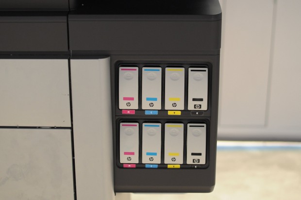Die Tintenkartuschen sind leicht zug&auml;nglich. (Foto: Andreas Sebayang/Golem.de)