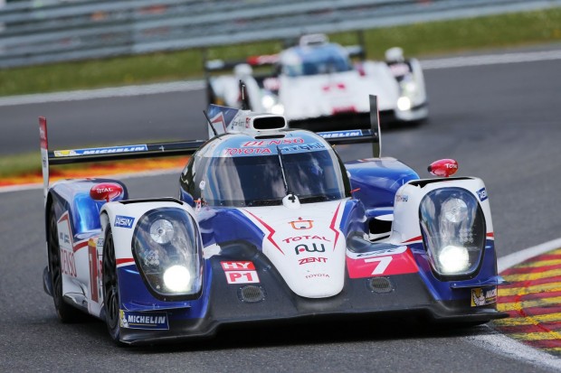 Der TS040 Hybrid hat einen 8-Zylinder-Turbomotor und zwei Elektromotoren. Energiespeicher ist ein Superkondensator. (Foto: Toyota)
